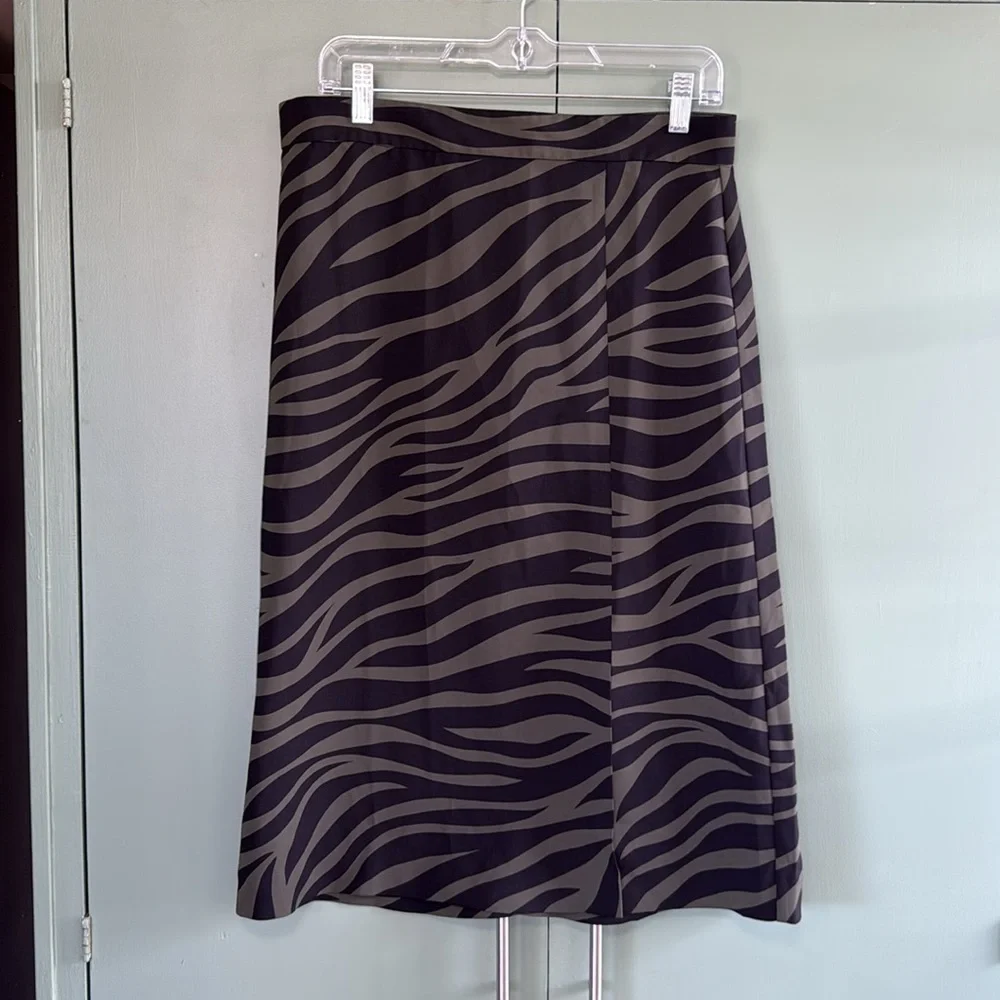 NWT Ann Taylor Factory Enchanted Moss Green Black Zebra Slit Pencil Midi Skirt 6 - Picture 3 of 5